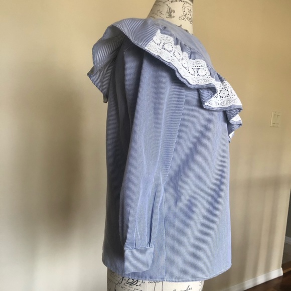 Maeve top from Anthropologie with ruffle detail - Picture 2 of 8